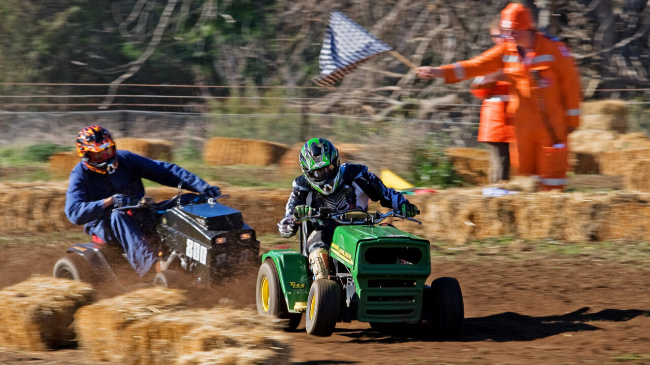 Swifts Creek Lawnmower Races, June 2007